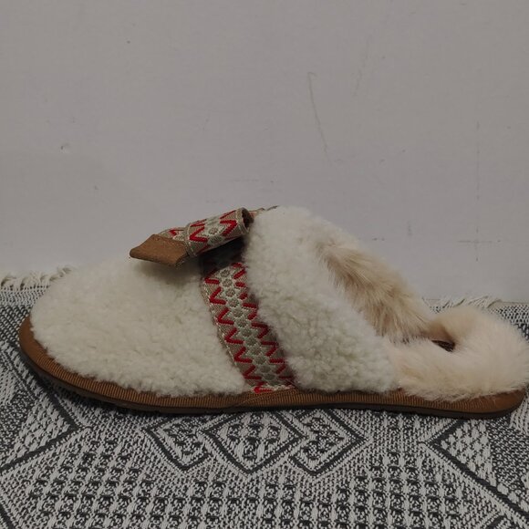 UGG Plush Bow Mule Slippers - Picture 7 of 7